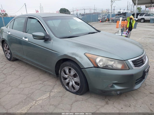 Salvage Honda Accord Image