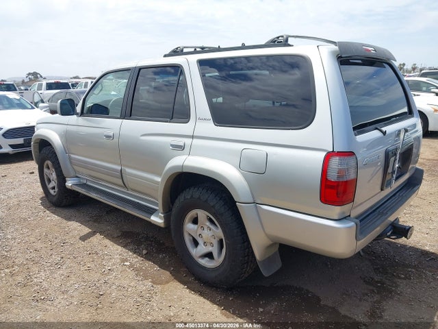 Toyota 4Runner Limited V6