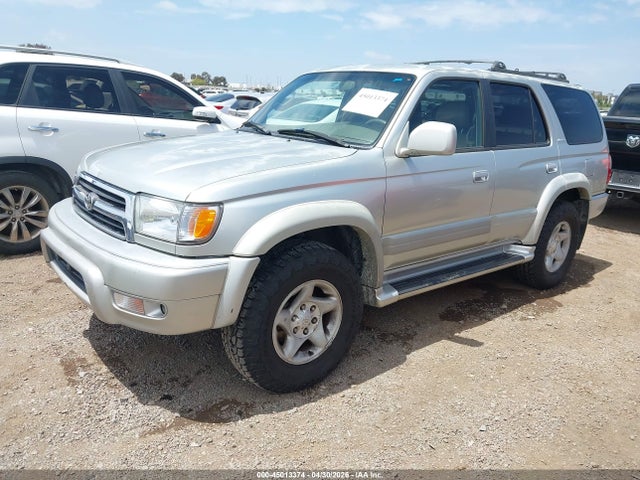 Toyota 4Runner Limited V6