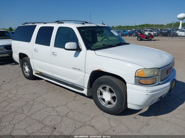 Salvage GMC Yukon Image