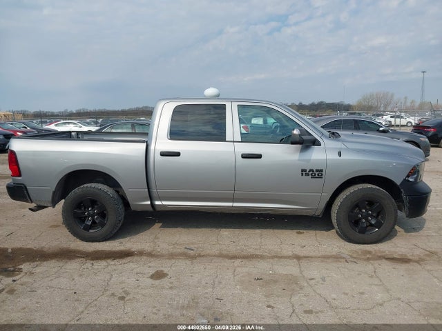 Ram 1500 Tradesman  4x4 5'7 Box
