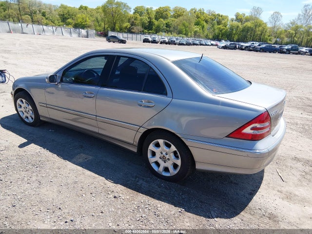 Mercedes-Benz C-Class Luxury 4matic