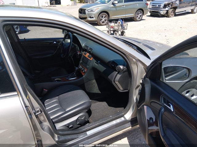 Mercedes-Benz C-Class Luxury 4matic