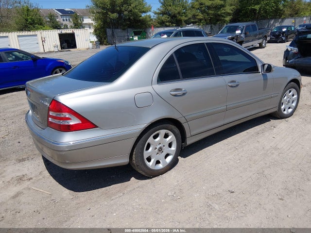Mercedes-Benz C-Class Luxury 4matic