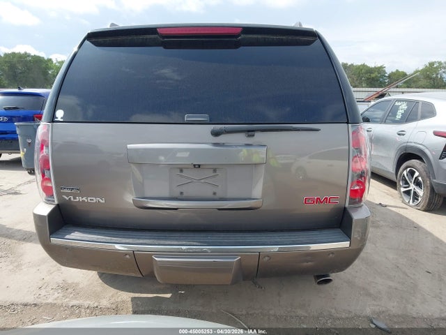 GMC Yukon Denali