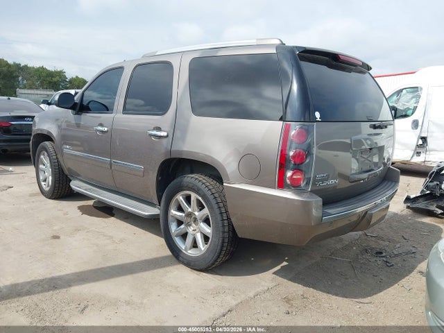 GMC Yukon Denali