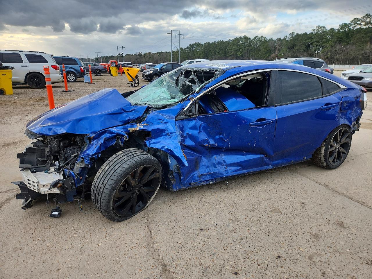 Salvage Honda Civic Image