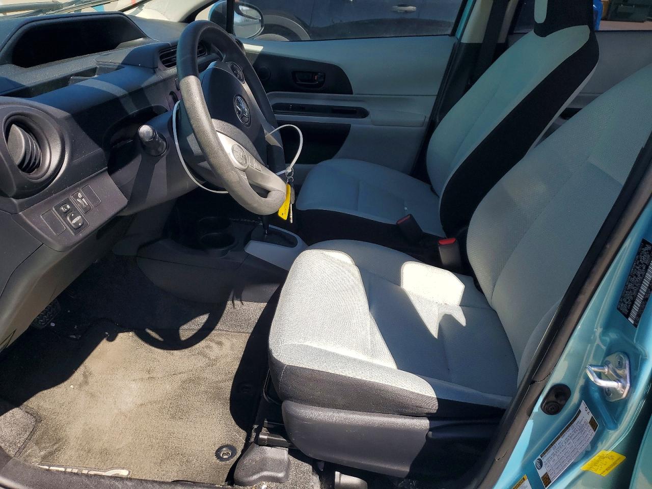 Toyota Prius c One