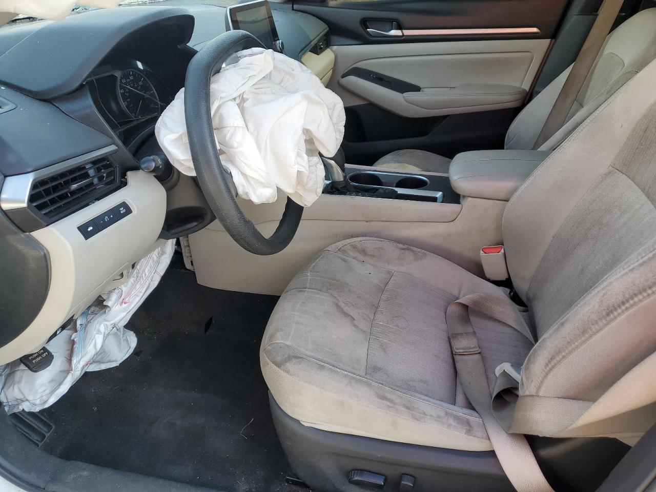 Nissan Altima Sv
