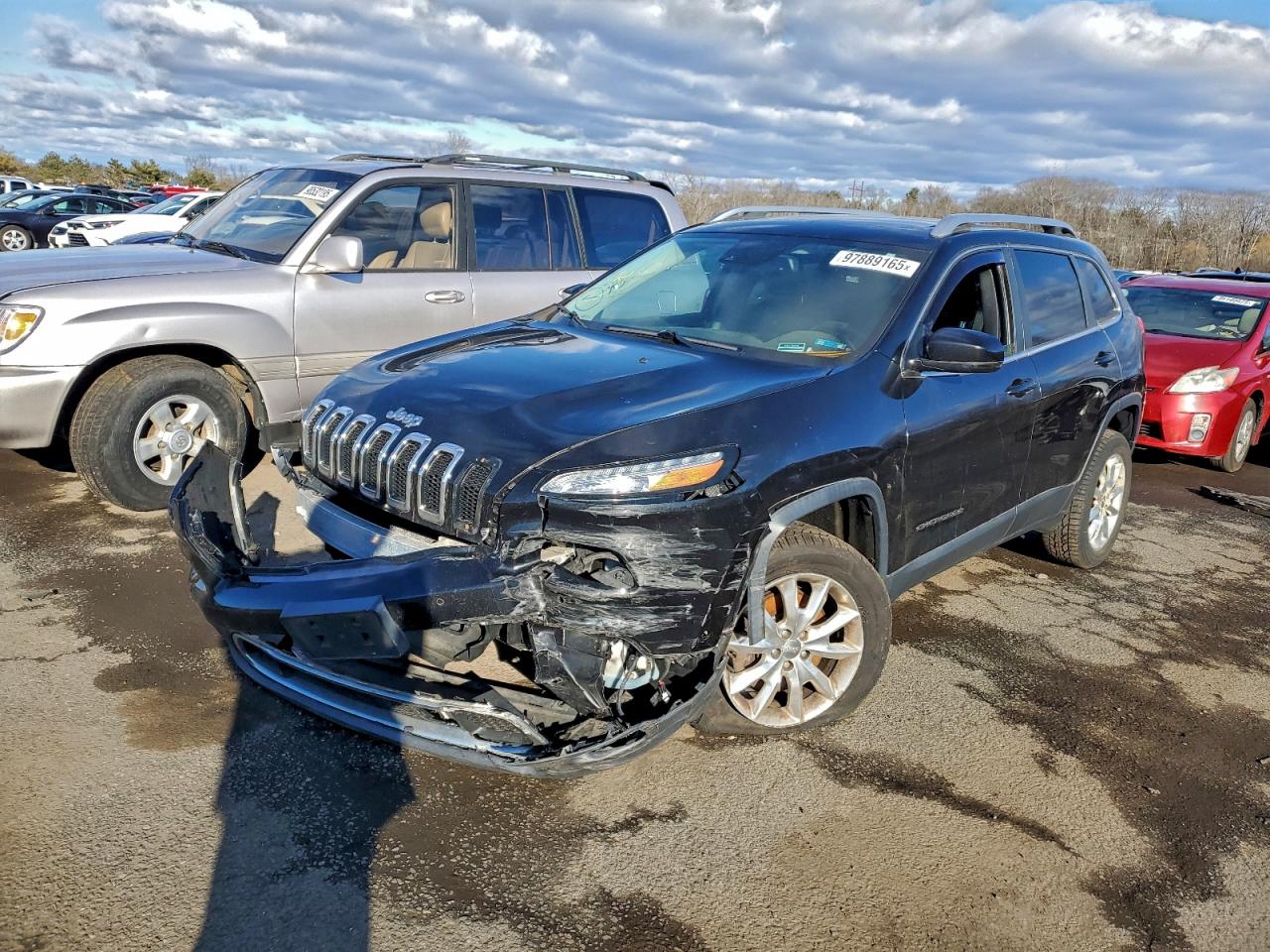 Salvage Jeep Grand Cherokee Image