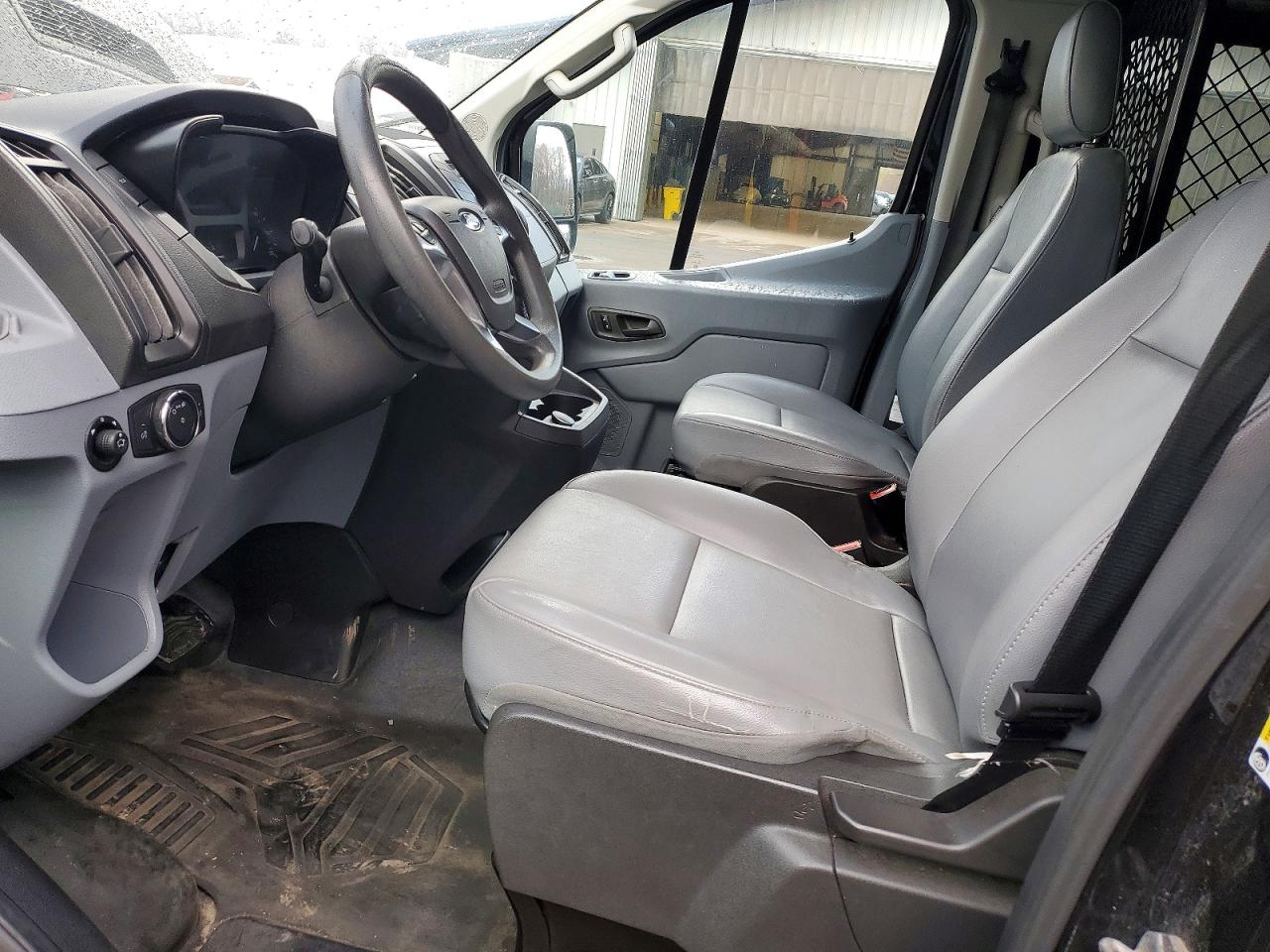 Ford Transit T-150