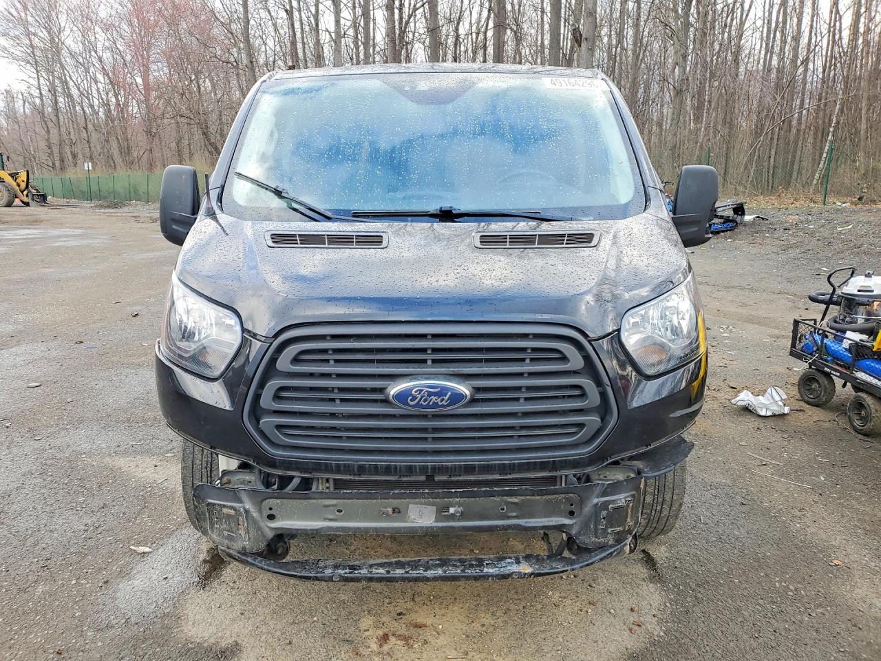 Ford Transit T-150