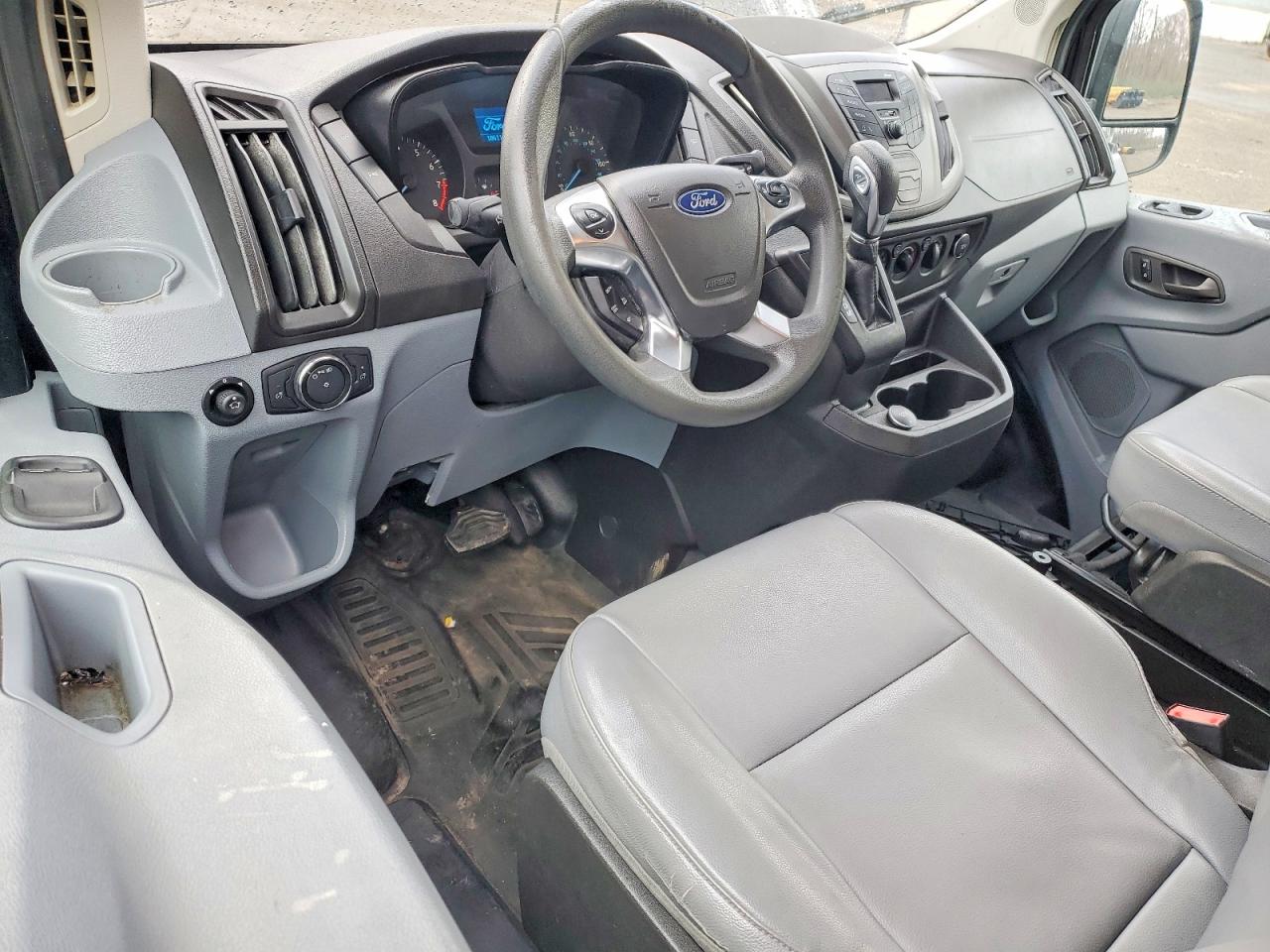 Ford Transit T-150
