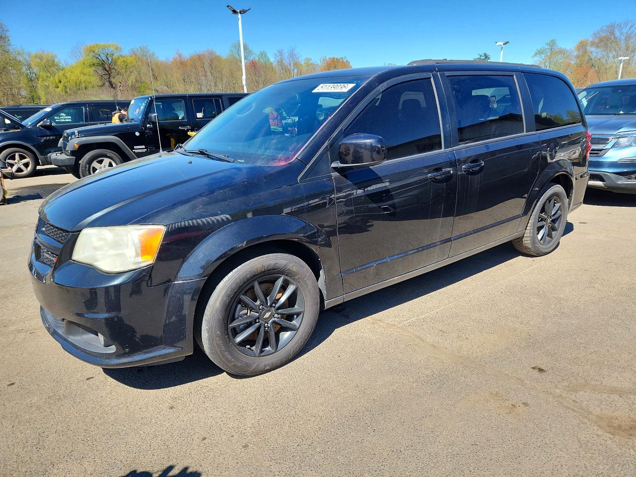 Salvage Dodge Caravan Image