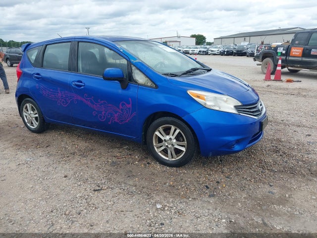 Salvage Nissan Versa Image