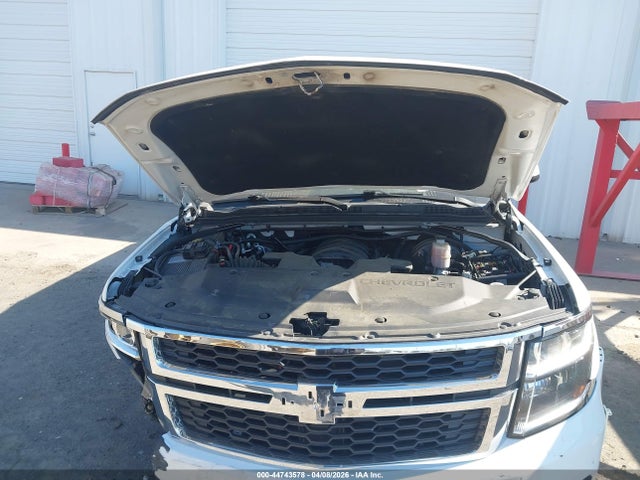 Chevrolet Suburban Lt