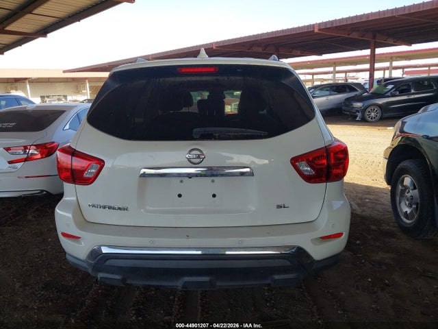Nissan Pathfinder Sl