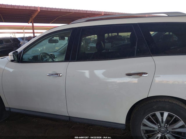 Nissan Pathfinder Sl