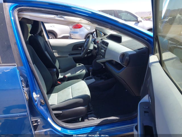 Toyota Prius c Two