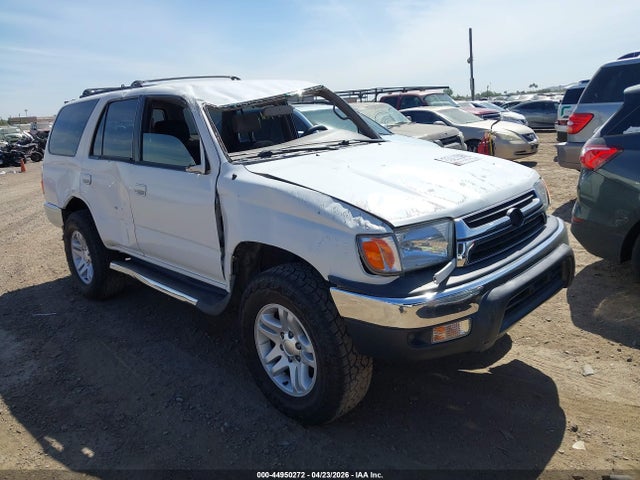 Salvage Toyota 4Runner Image