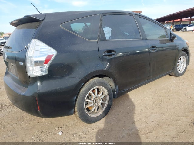 Toyota Prius v Two