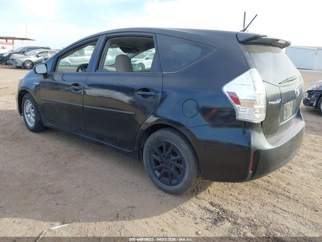Toyota Prius v Two