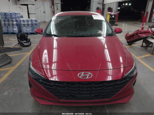Hyundai ELANTRA Sel