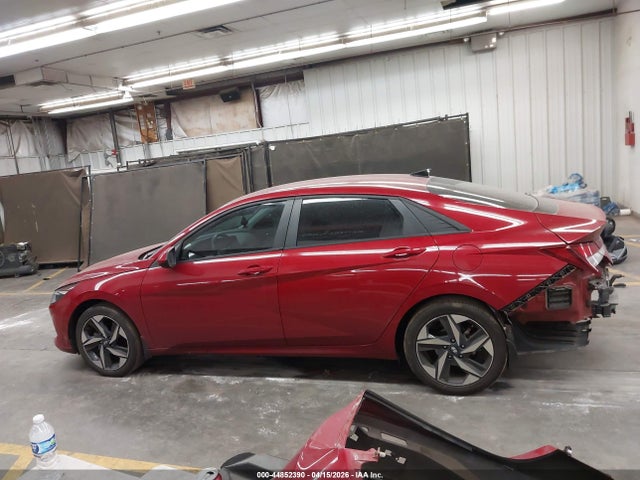 Hyundai ELANTRA Sel