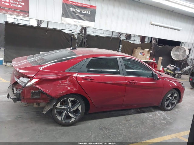 Hyundai ELANTRA Sel