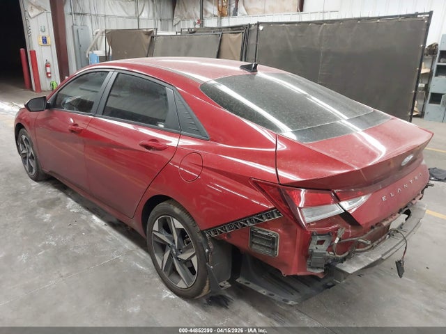 Hyundai ELANTRA Sel