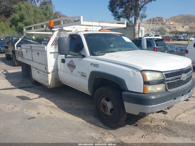 Salvage Chevrolet Silverado 3500 Image