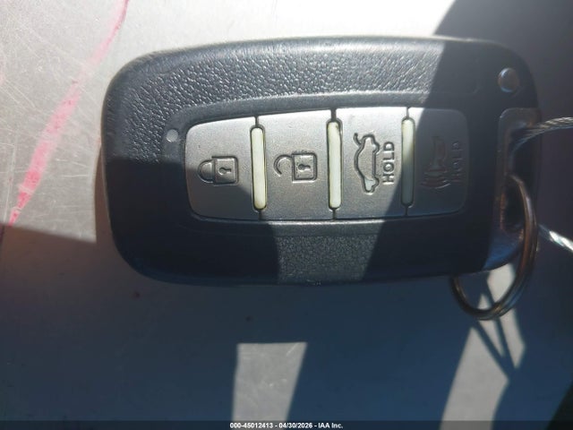 Hyundai Genesis 3.8