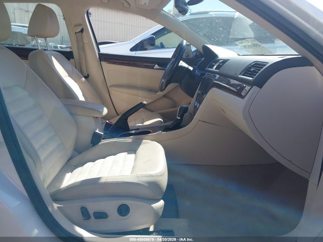 Volkswagen Passat 2.0l Tdi Sel Premium