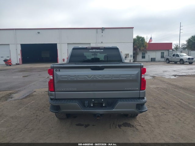 Chevrolet Silverado 1500 2wd  Short Bed Custom