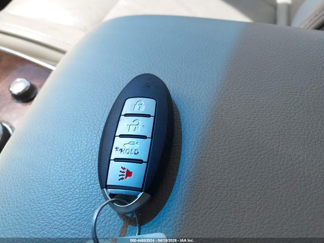 INFINITI JX35