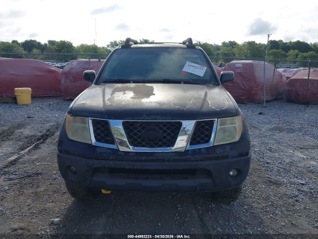 Nissan Frontier Le