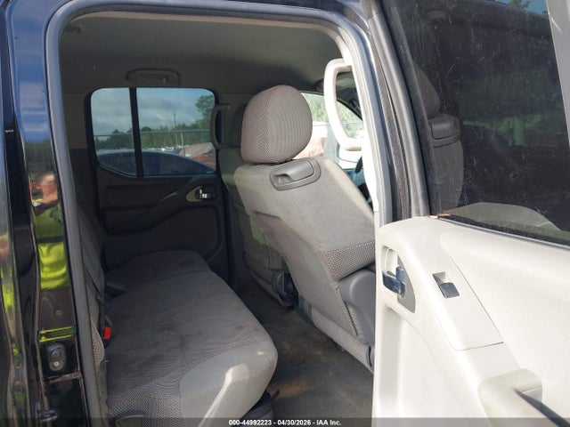 Nissan Frontier Le