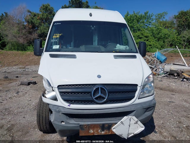 Mercedes-Benz Sprinter 2500 High Roof