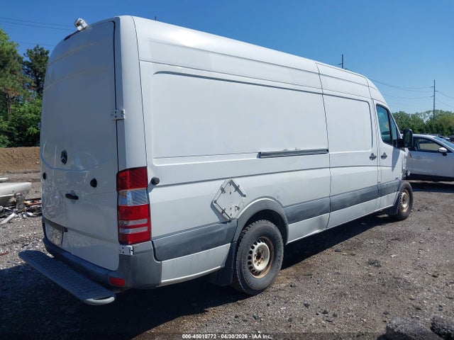 Mercedes-Benz Sprinter 2500 High Roof