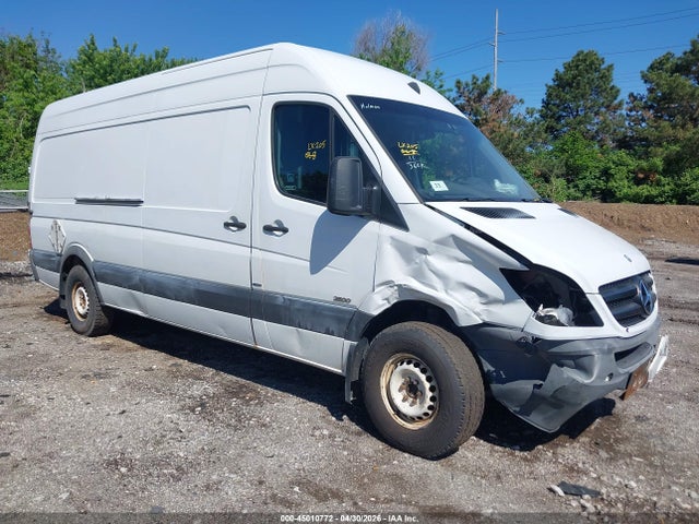 Salvage Mercedes-Benz Sprinter 2500 Image