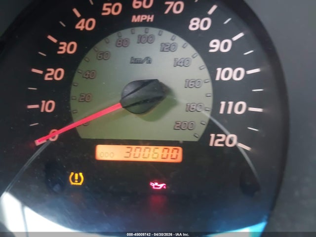 Toyota Tacoma Base V6