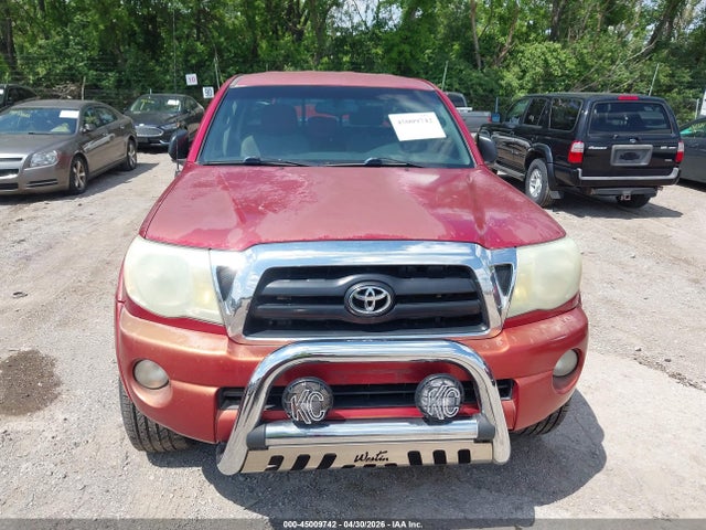 Toyota Tacoma Base V6