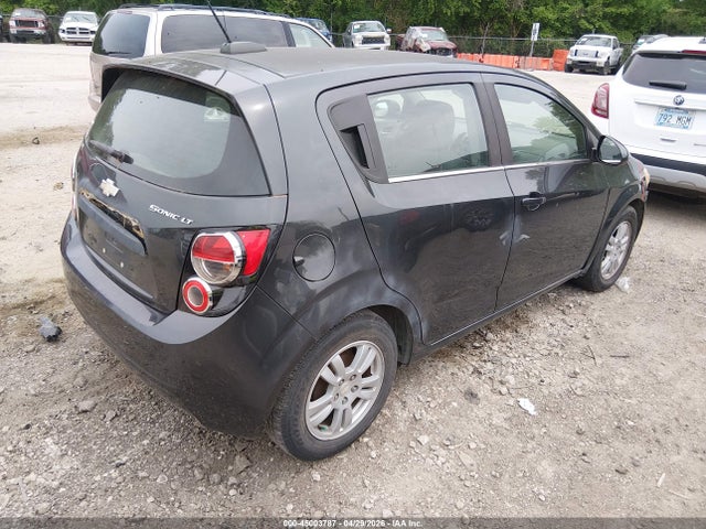 Chevrolet Sonic Lt Auto