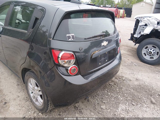 Chevrolet Sonic Lt Auto