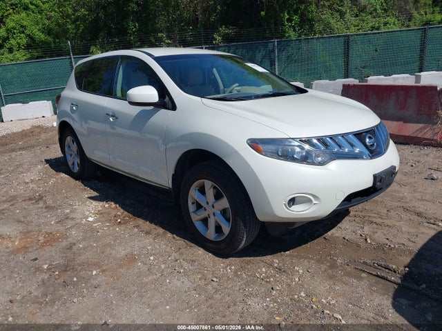 Salvage Nissan Murano Image