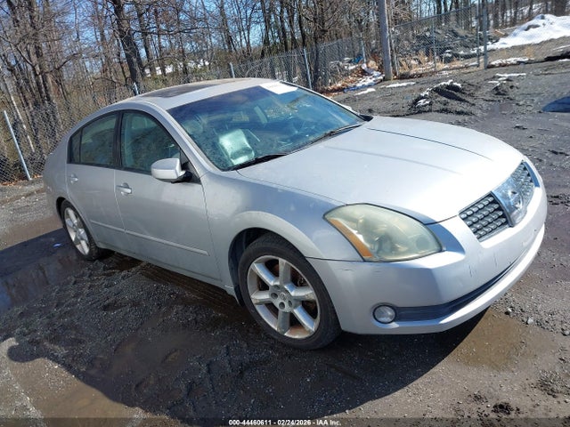 Salvage Nissan Maxima Image