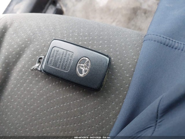 Toyota Prius Three
