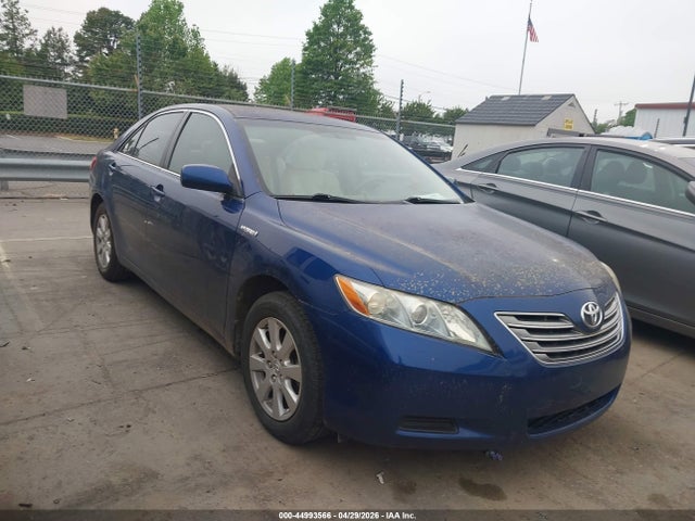 Salvage Toyota Camry Image