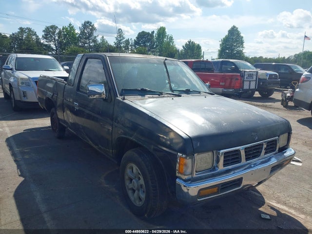 Salvage Nissan Truck Image