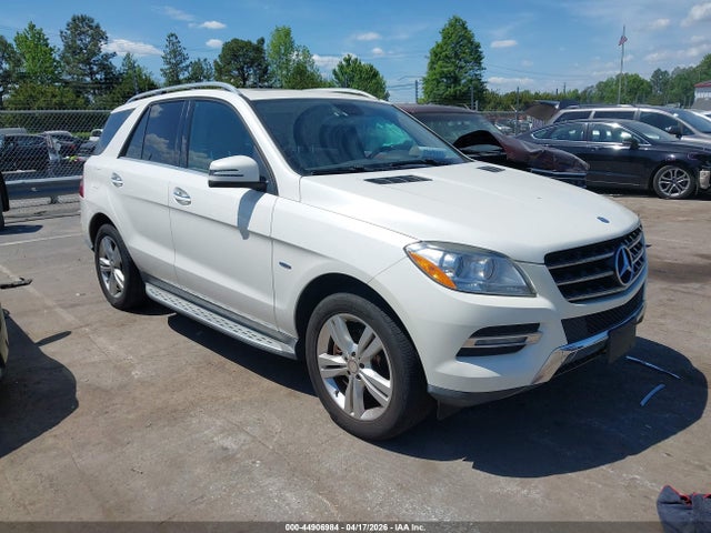 Salvage Mercedes-Benz M-Class Image